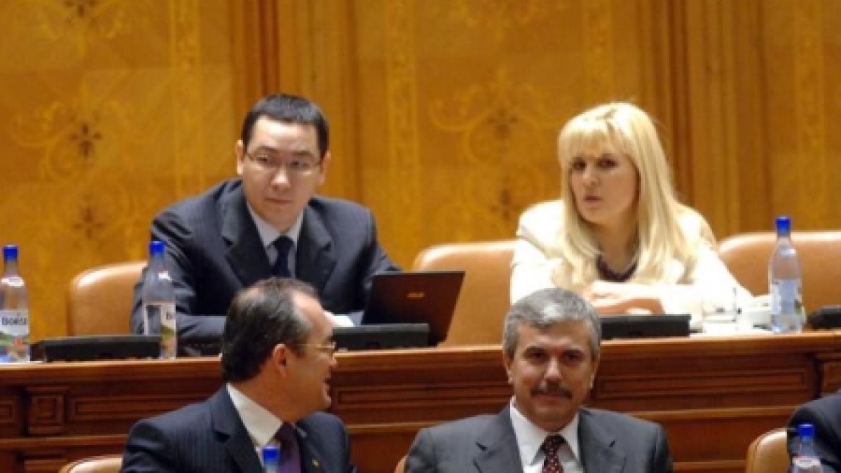 Victor Ponta se bazează pe Elena Udrea: Boc va fi schimbat săptămâna viitoare