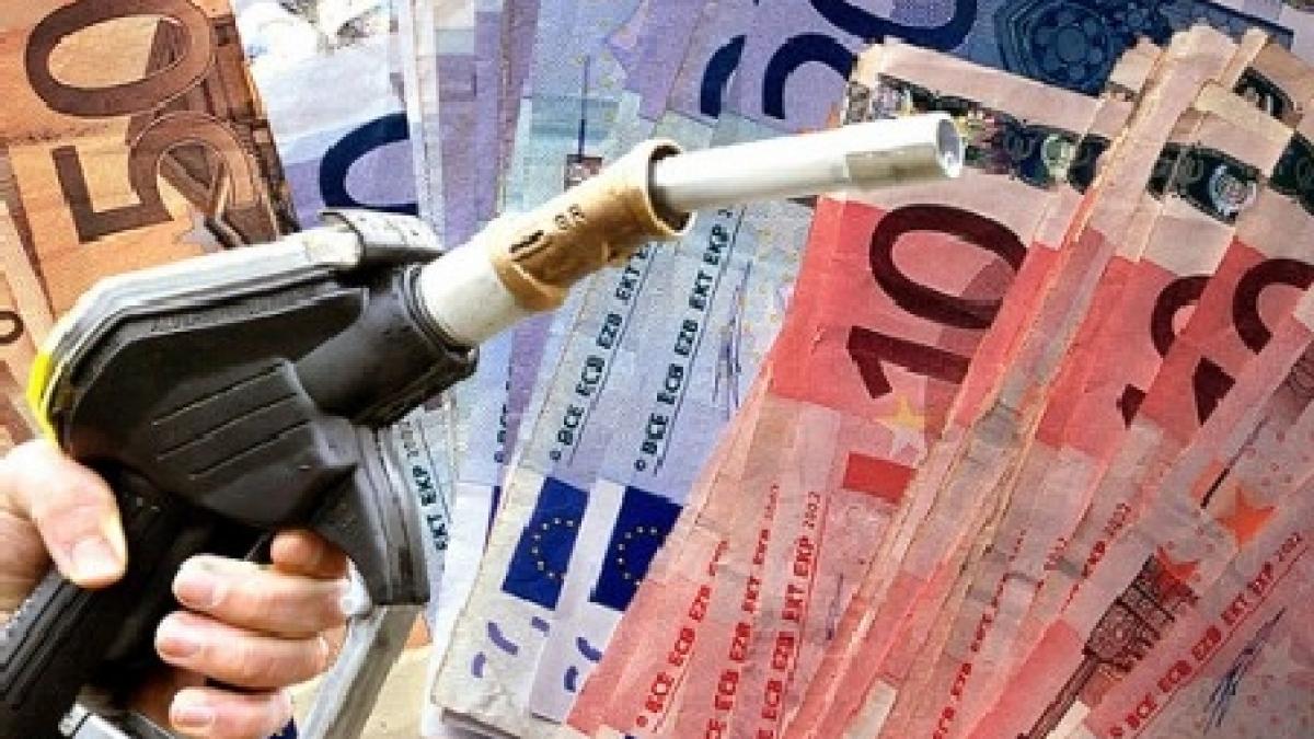 Cote istorice pentru preţul benzinei şi motorinei. Se anunţă valori de 7 lei/litru