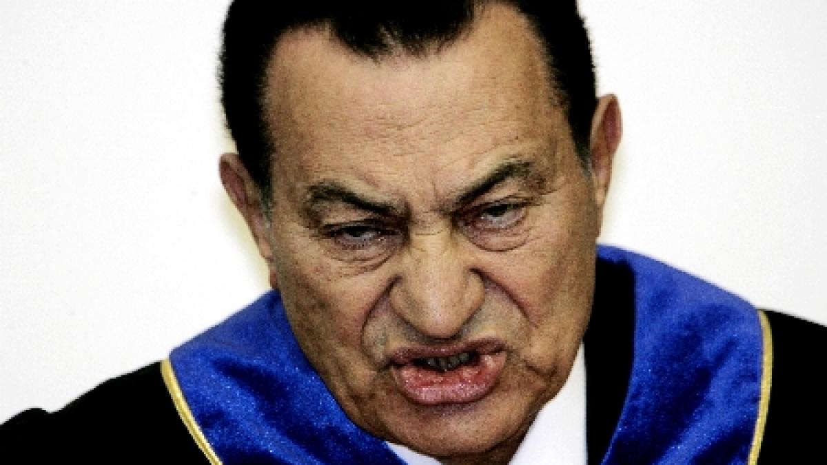 Mubarak se tratează de cancer în Arabia Saudită