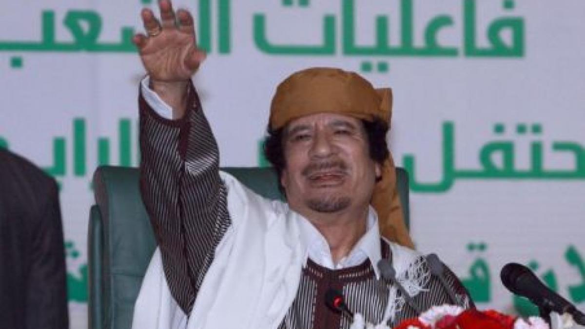 Gaddafi: Bin Laden va veni până la uşile voastre dacă mă răsturnaţi de la putere. Europa va fi invadată