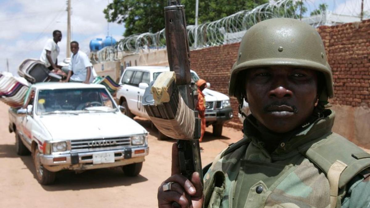 Rebelii din Coasta de Fildeş au pus stăpânire pe un oraş de la graniţa cu Liberia