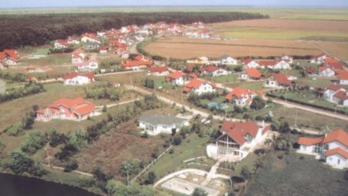 Guvernul ia terenuri de 37 ha de la autorităţi locale pentru spitalele private