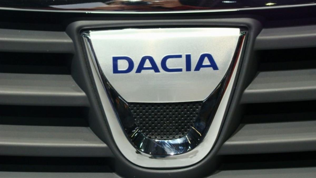 Dacia a ajuns la 4.000.000 de vehicule fabricate la Mioveni