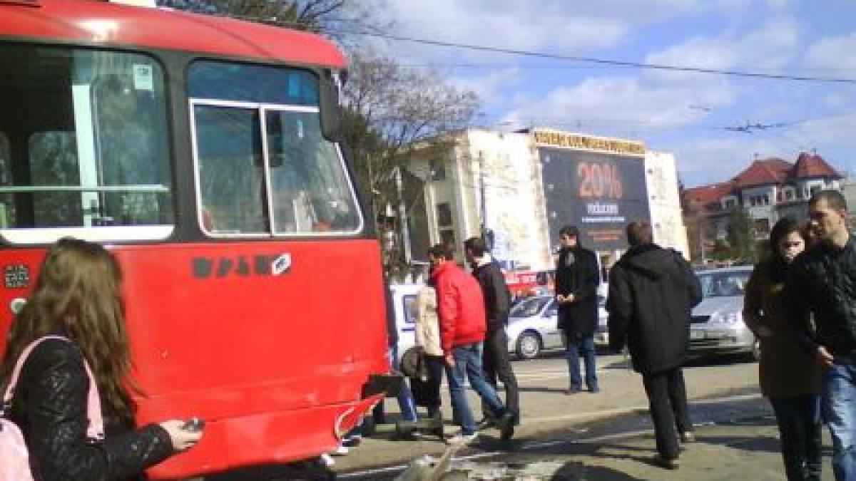 Toate tramvaiele din Iaşi, verificate în urma tragediei de luni