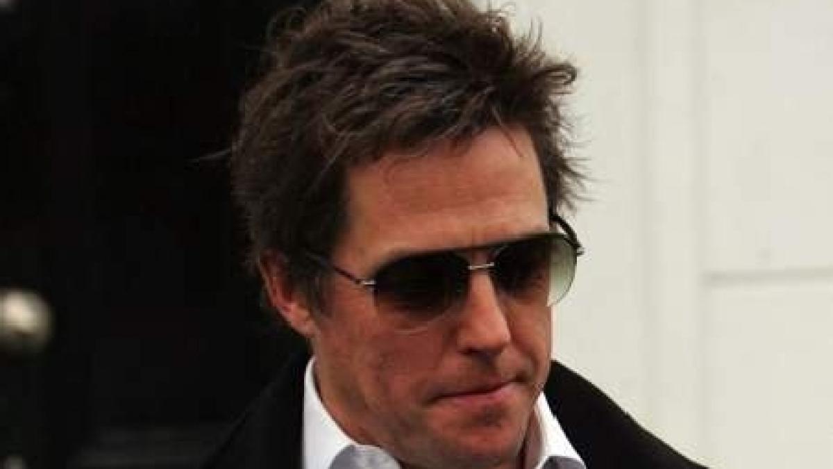 Actorul Hugh Grant a ajuns la Urgenţe din cauza unor probleme de sănătate