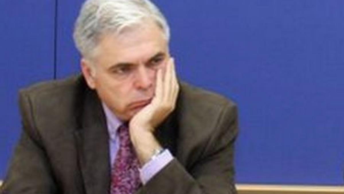  Adrian Severin, trimis în ultima &quot;bancă&quot; la PE: A fost huiduit de colegii europarlamentari 