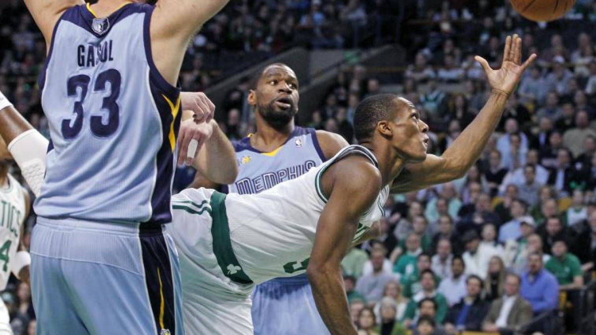 Boston pierde acasă cu Memphis. San Antonio, înfrângere la primul meci fără Tim Duncan