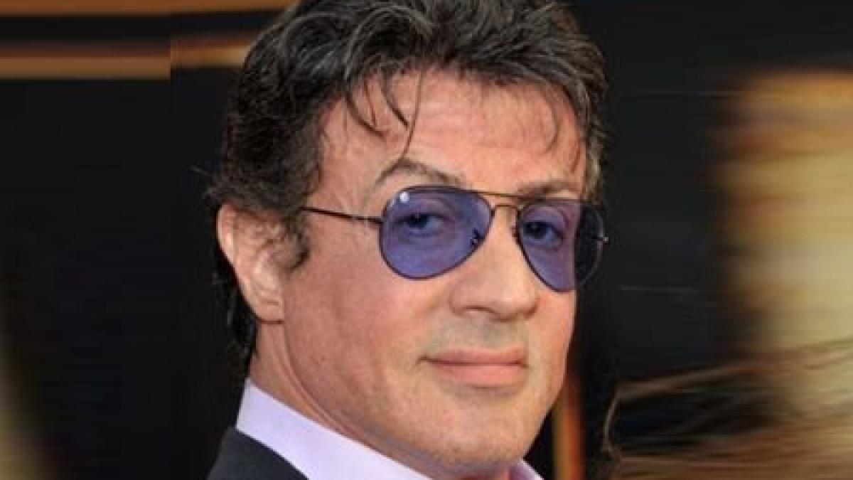  Silvester Stallone lansează o linie de îmbrăcăminte 