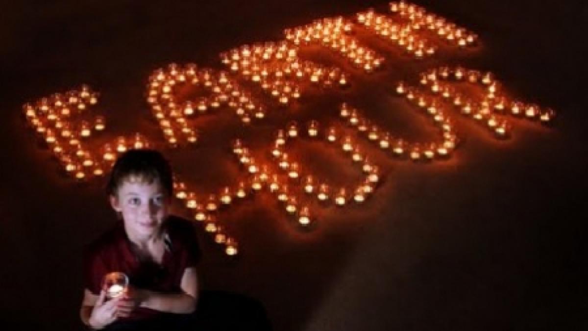 Mii de români au stins lumina, milioane au făcut-o pe glob pentru Earth Hour 2011