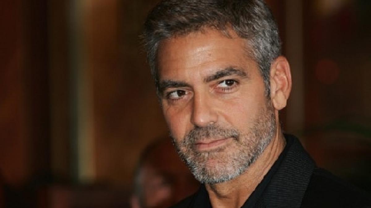 George Clooney, chemat ca martor al apărării în procesul lui Berlusconi