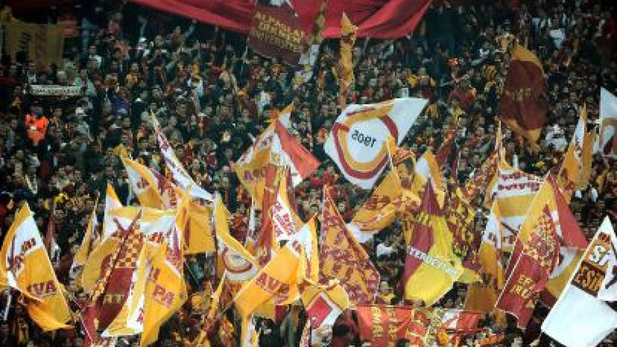 Galatasaray pierde şi fără Hagi: Echipa Cim-Bom, umilită de Antalyaspor