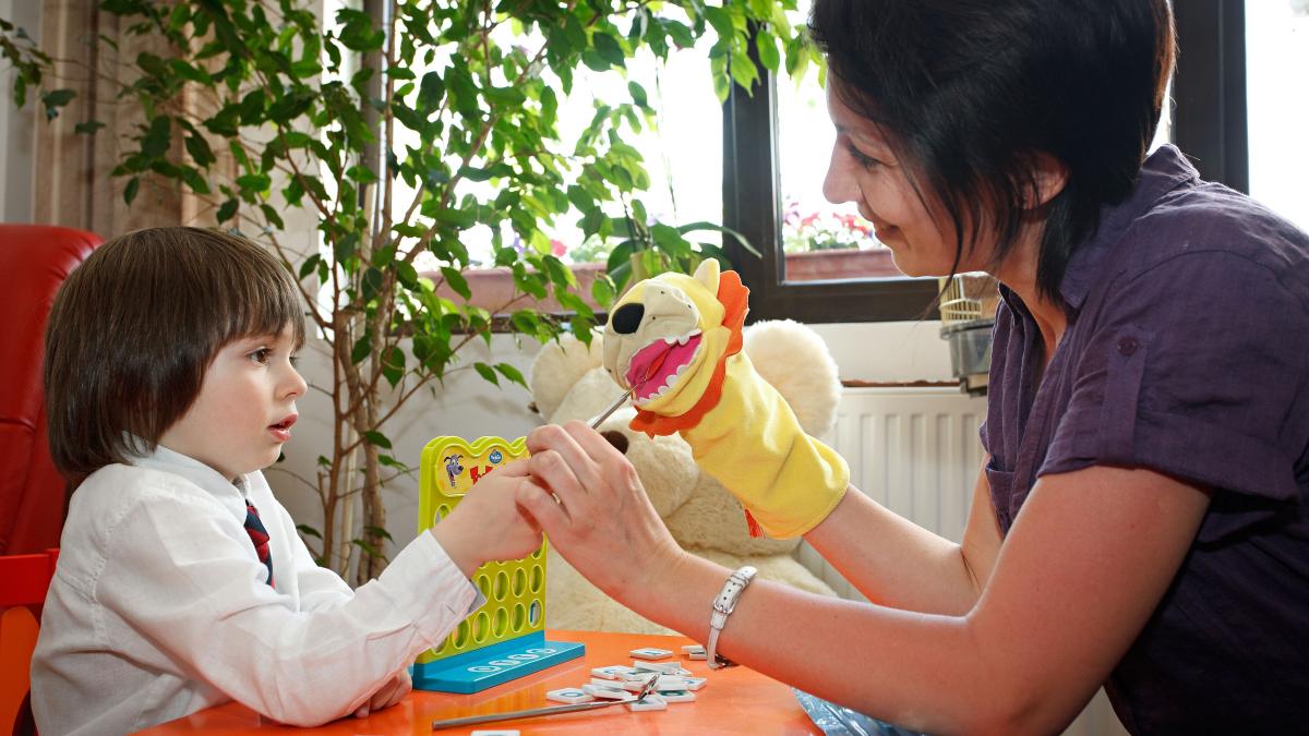 DENT ESTET 4 KIDS şi Fun Deal Romania: parteneri pentru sănătatea dentară a copiilor