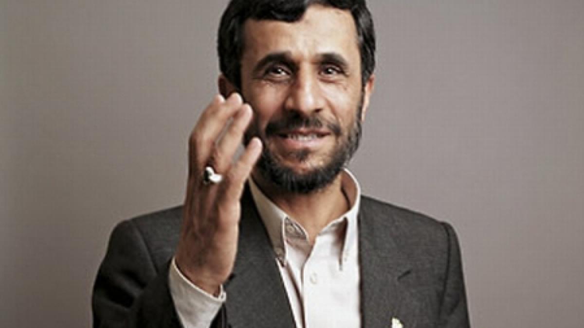 Ahmadinejad: Americanii vor sã creeze tensiuni între Iran şi arabi, dar vor eşua