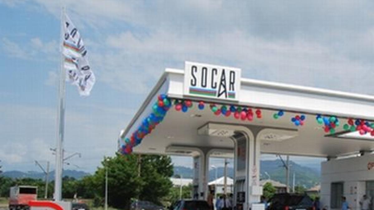 Benzina s-ar putea ieftini odată cu intrarea SOCAR pe piaţa română 