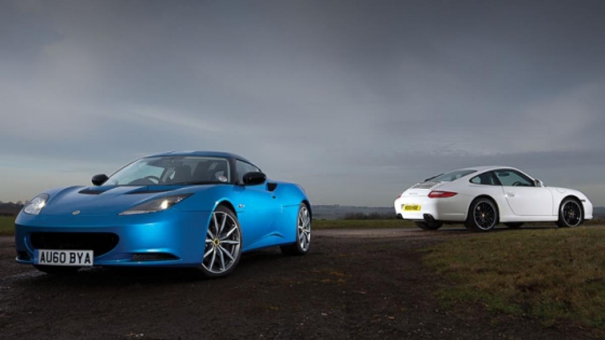 Comparativ TopGear serios: Lotus Evora versus Porsche 911