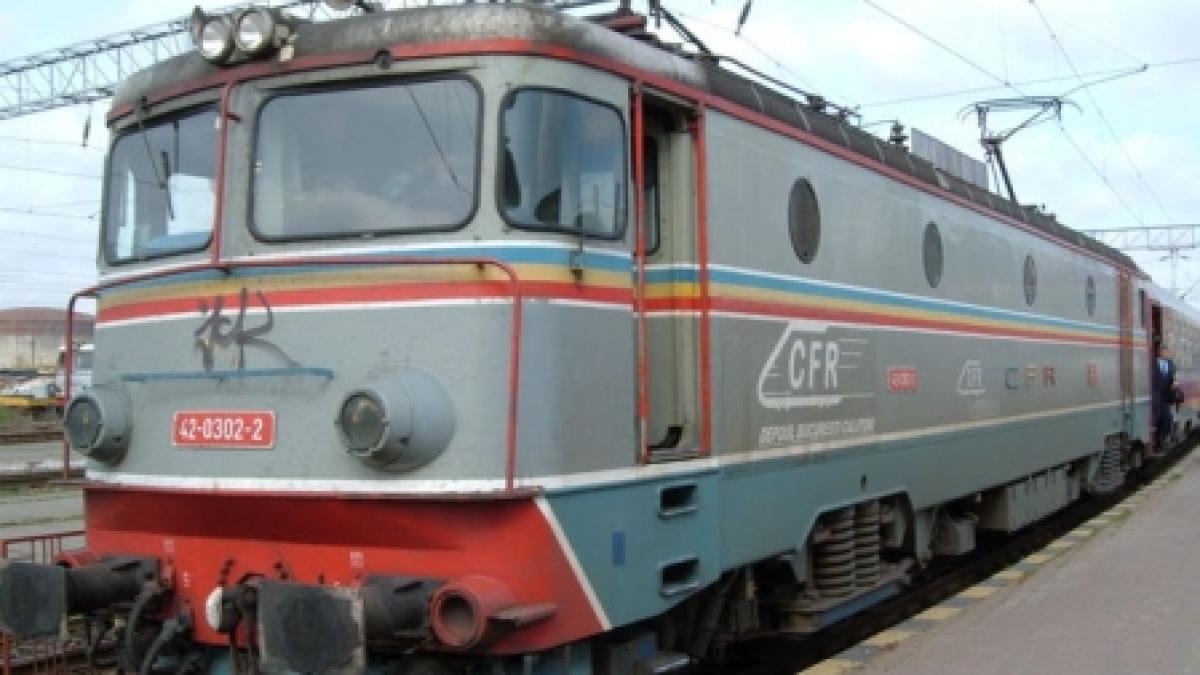 Trenul, cel mai avantajos mijloc de transport pentru a ajunge la mare de 1 mai