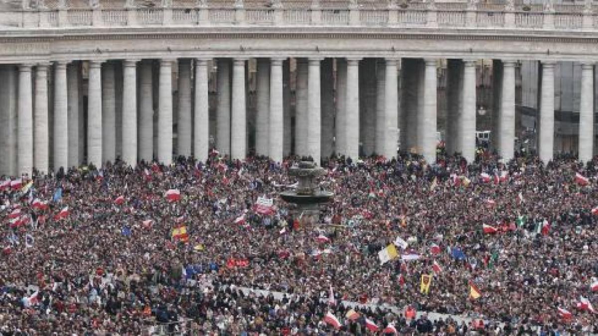 Un cardinal din Spania a murit la beatificarea papei Ioan Paul al II-lea