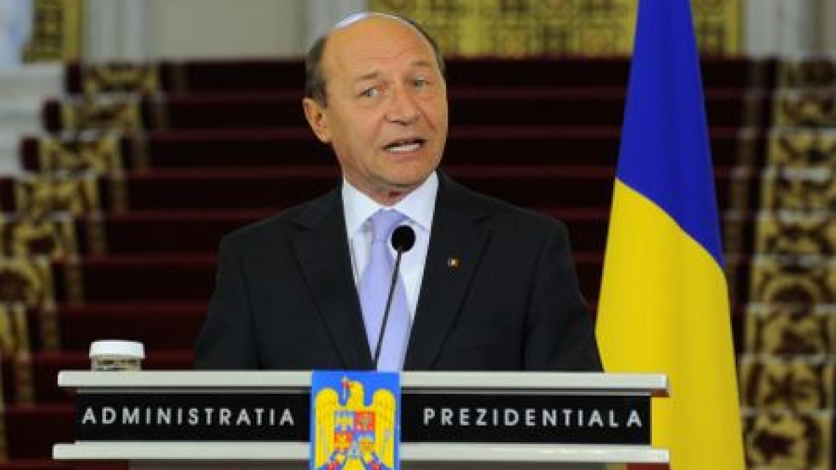 Băsescu: Rachetele americane, amplasate la fosta bază aeriană Deveselu, judeţul Olt