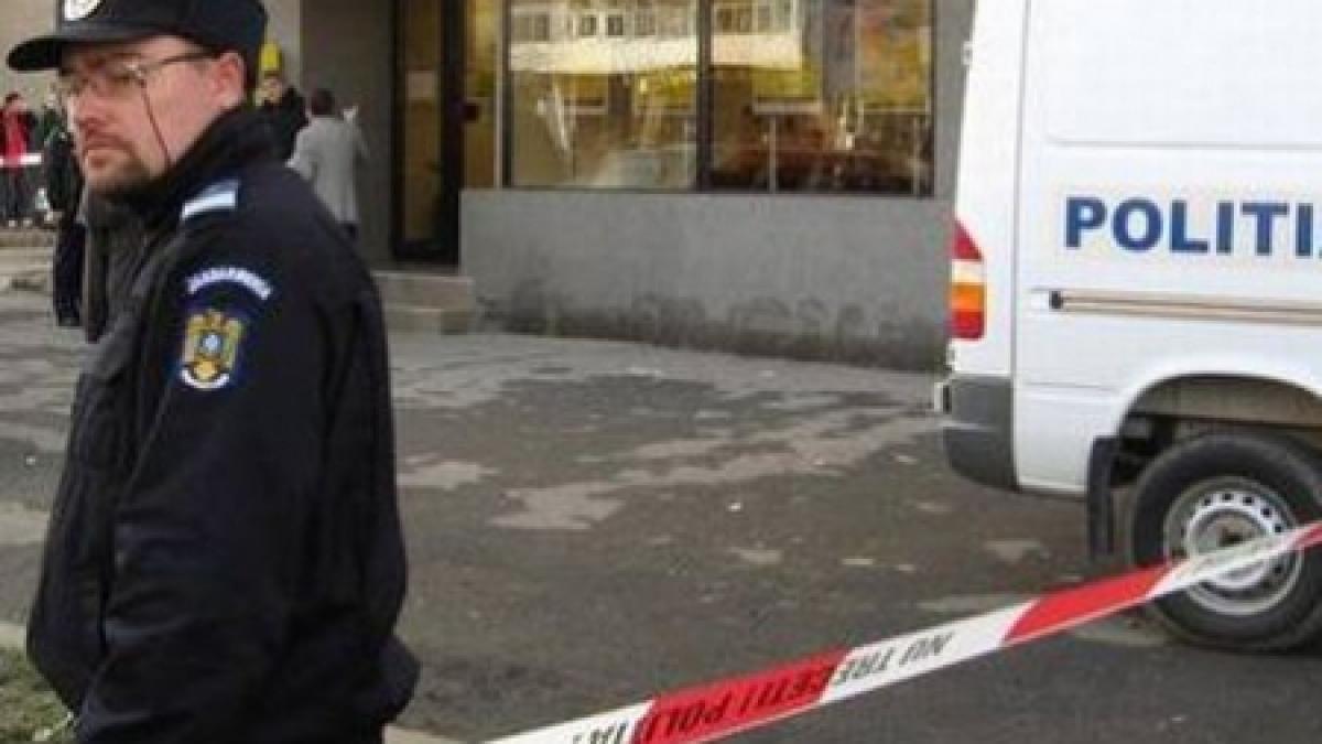 Jaf la o primărie din judeţul Argeş. Patru suspecţi au fost prinşi