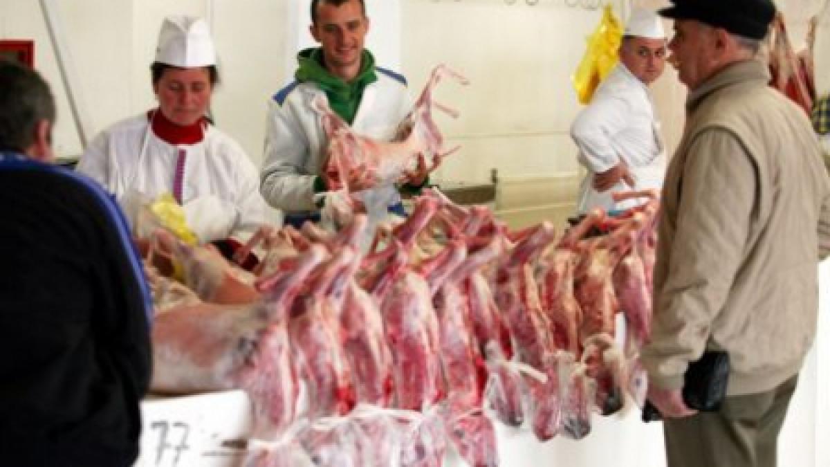 Producători: Carnea se va scumpi cu până la 10-12%, în următoarele trei luni