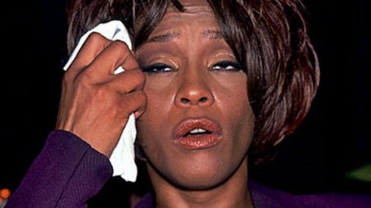 Whitney Houston are probleme cu drogurile: A fost internată într-o clinică de dezintoxicare