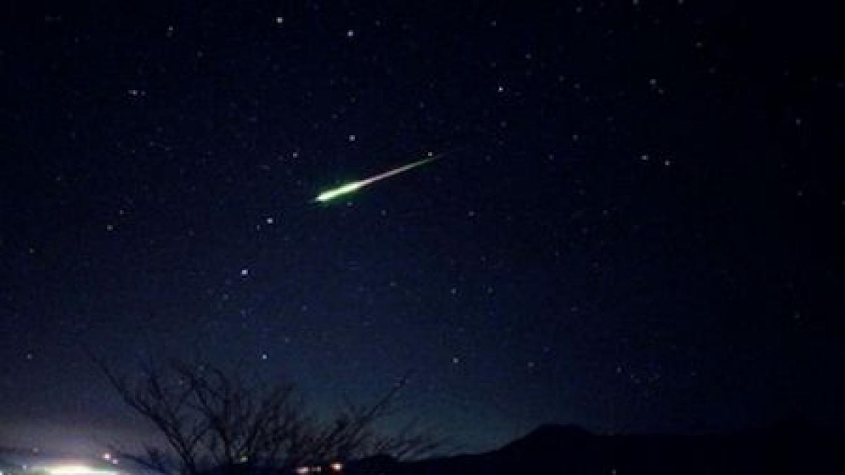 Un meteorit a căzut în grădina unui bărbat din Botoşani