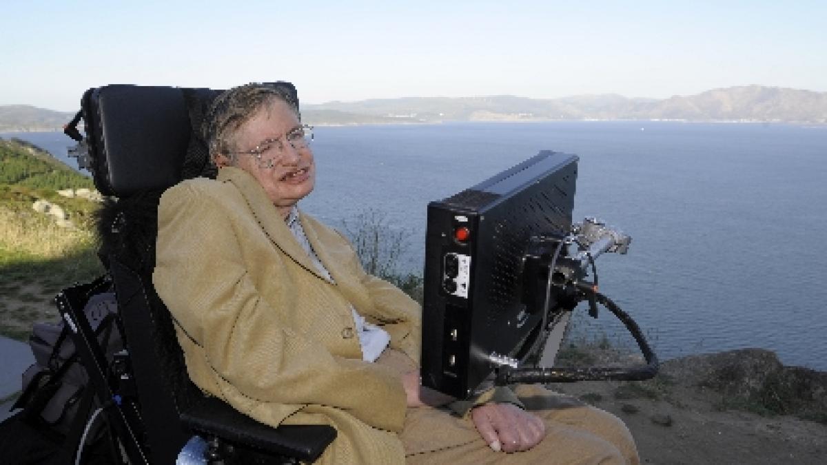 Stephen Hawking: Raiul şi viaţa de apoi sunt basme pentru oamenii care se tem de moarte