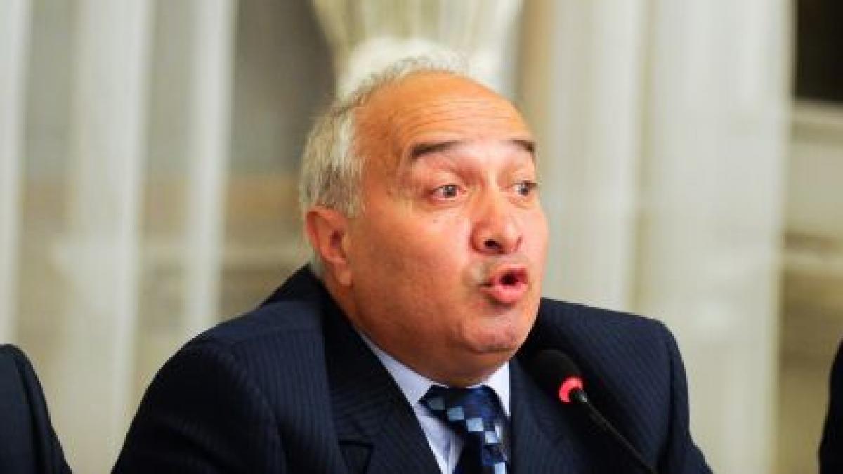 Crama secretarului de stat, Adrian Rădulescu, vinde vin fără bon fiscal. Oficialul neagă dovezile