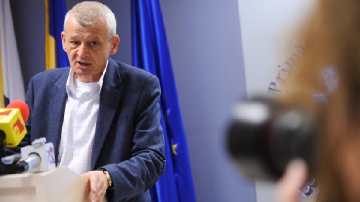 Oprescu: Orice fel de referendum se justifică pentru că este un exerciţiu democratic