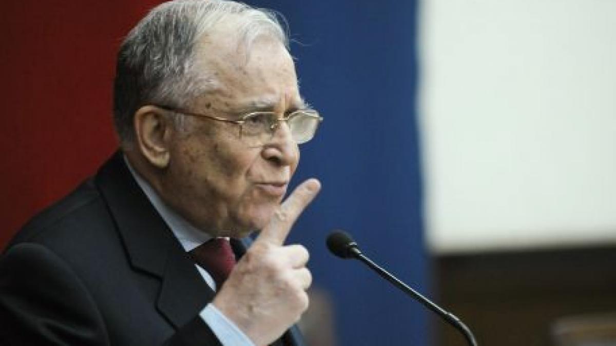 Ion Iliescu: Preşedintele CC din Franţa ne-a spus &quot;Nu vă grăbiţi, Constituţia este o treabă serioasă!&quot;