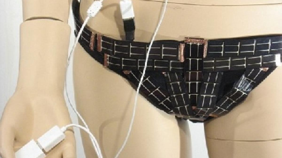 Invenţie americană: bikini fotovoltaici, pentru reîncărcarea aparatelor electronice cu USB