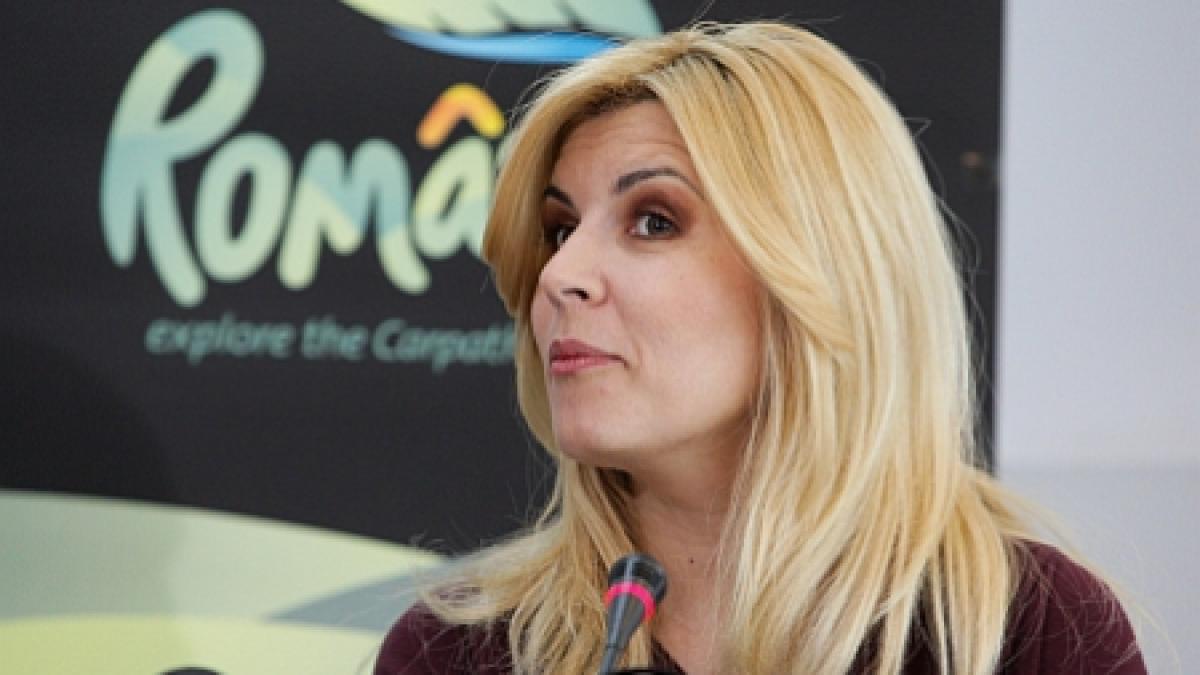 Elena Udrea interzice criticile neargumentate pe pagina sa de Facebook