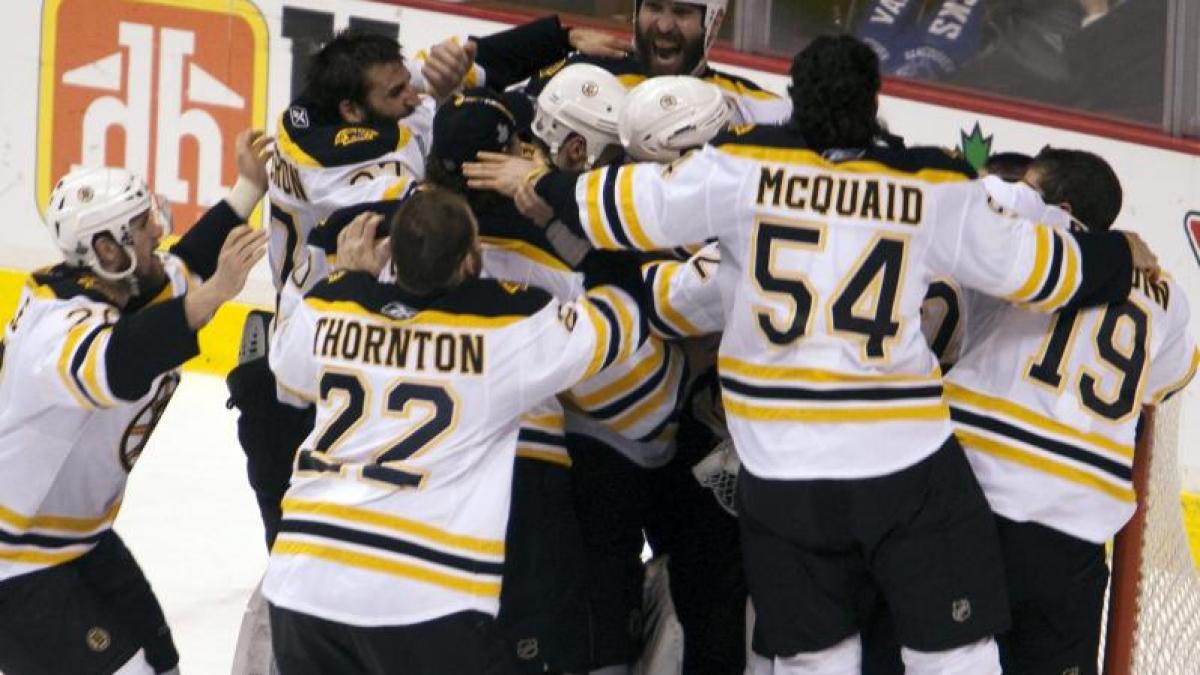 Boston Bruins a câştigat Cupa Stanley pentru prima oară din 1972