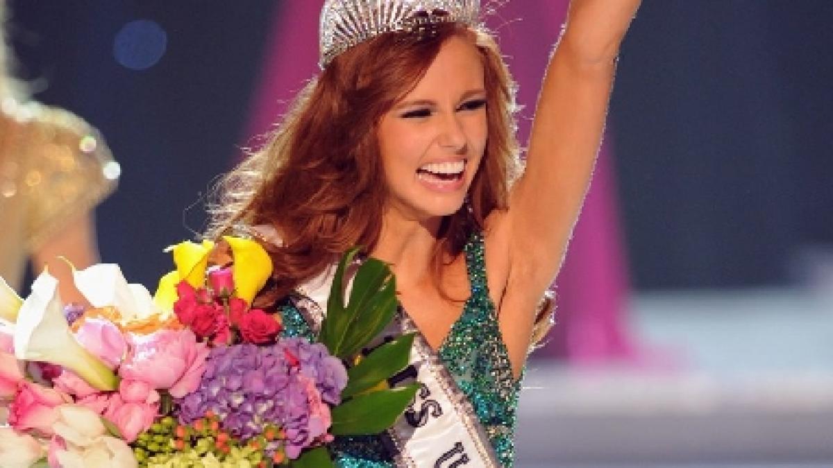 Coroana &quot;Miss USA&quot;, câştigată de o tânără de 21 de ani din California