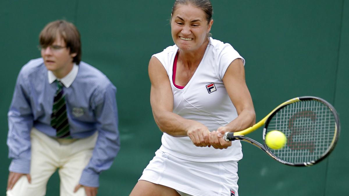 Alexandra Dulgheru şi Monica Niculescu, în turul 2 la Wimbledon. Sorana Cârstea, eliminată