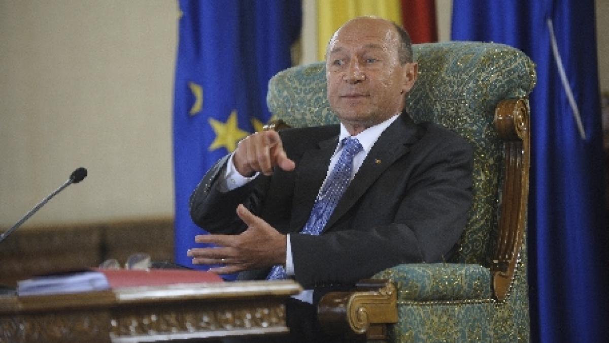 Băsescu nu vrea guvern tehnocrat. Ponta şi Antonescu, imaturi