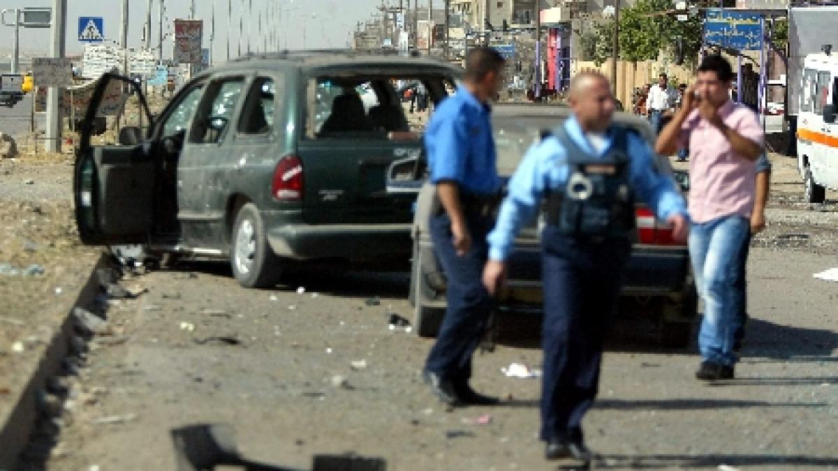 Irak: Atentat-capcană cu 25 de morţi şi peste 30 de răniţi. Un guvernator, posibilă victimă