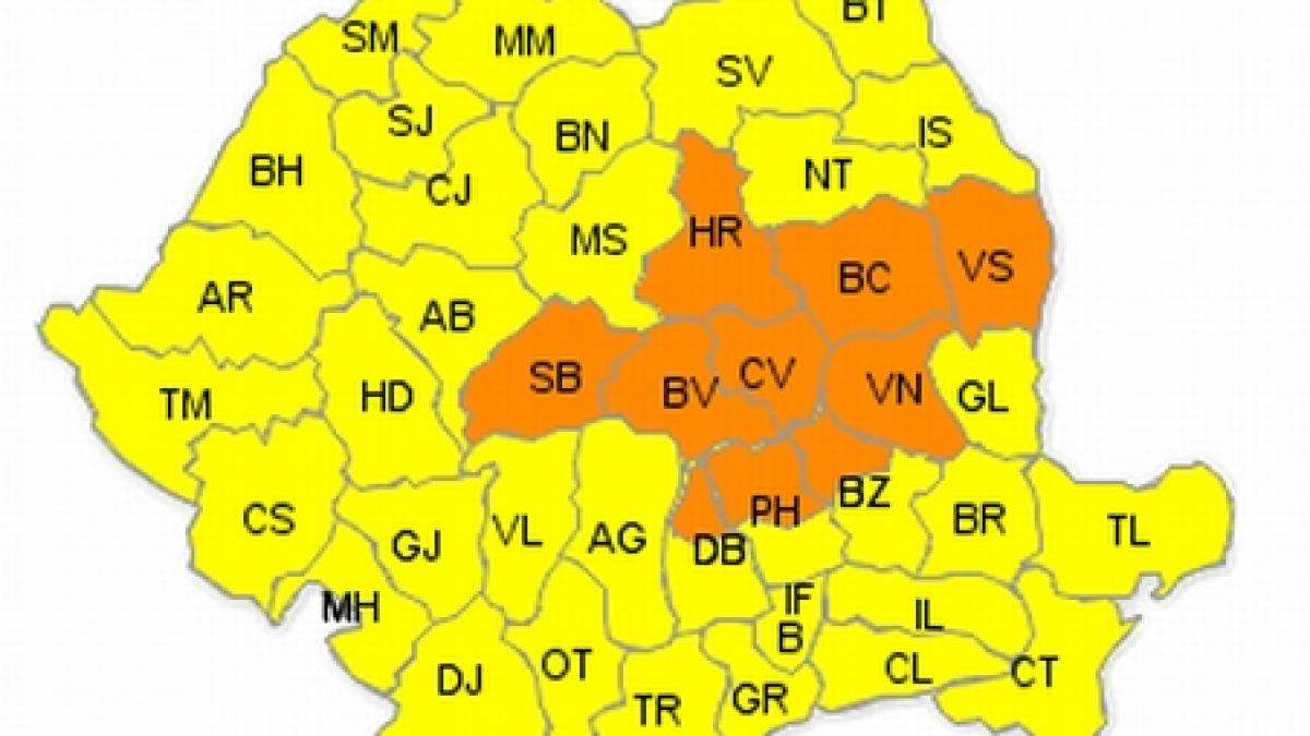 Cod Portocaliu de ploi şi grindină în zece judeţe. Vezi prognoza meteo de weekend