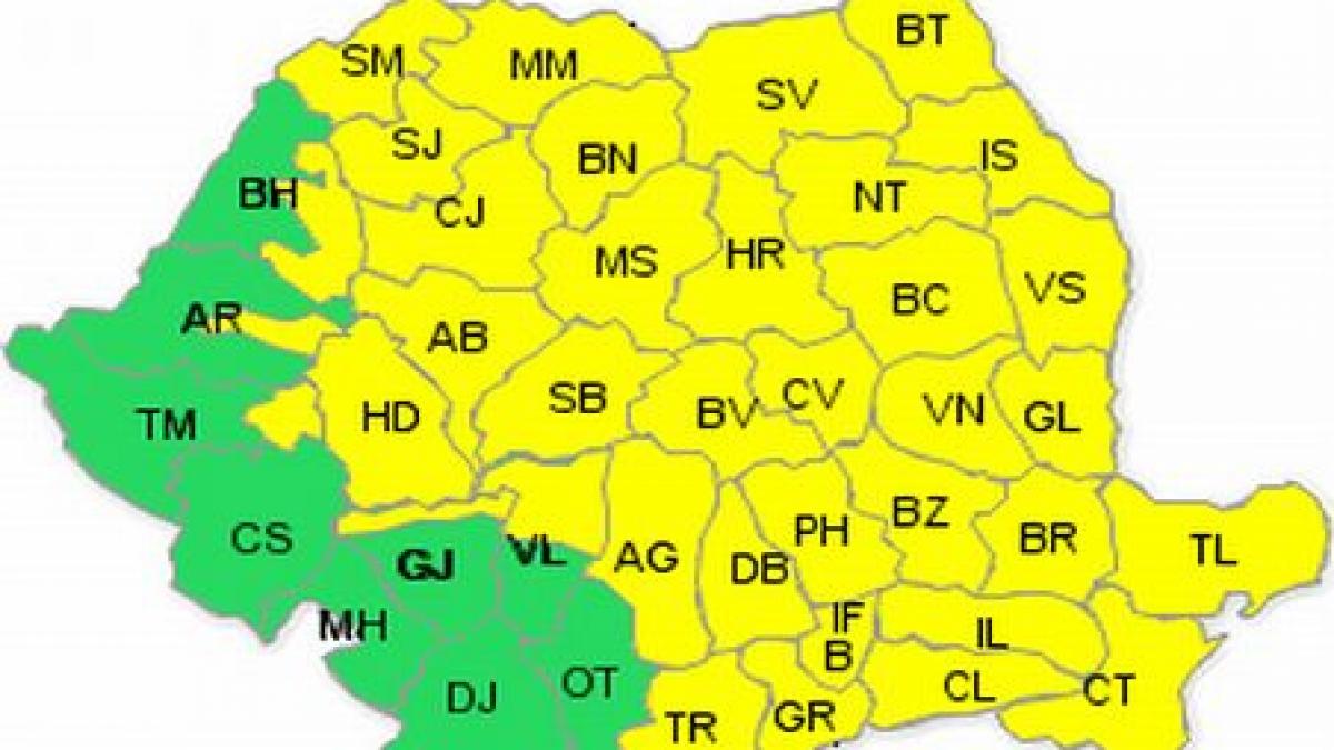 Codul galben de ploi, prelungit până la ora 21. Cel de inundaţii, în vigoare până la ora 18