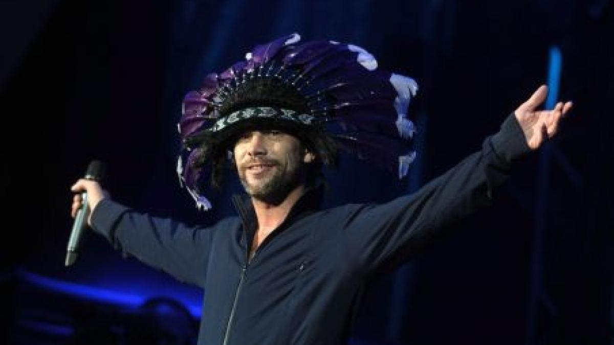 Jamiroquai, prima dată în România: Peste 20.000 de fani, la Mamaia şi coloane de maşini de peste 2 km