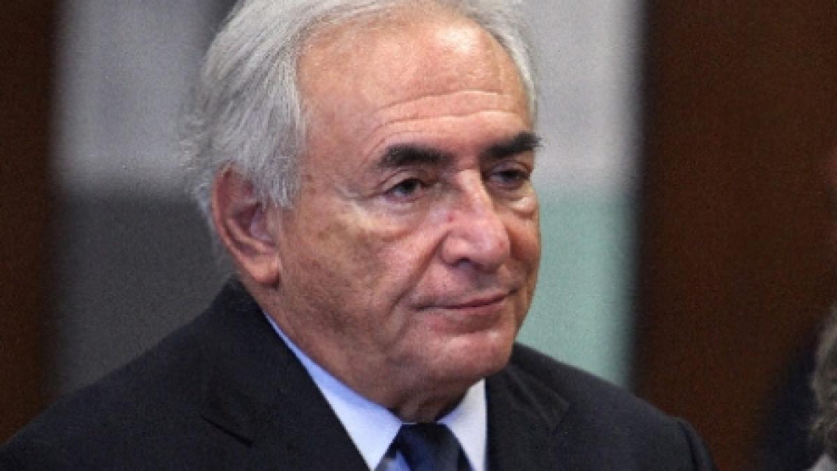 Dominique Strauss-Kahn o va da în judecată pentru calomnie pe scriitoarea care l-a acuzat de viol