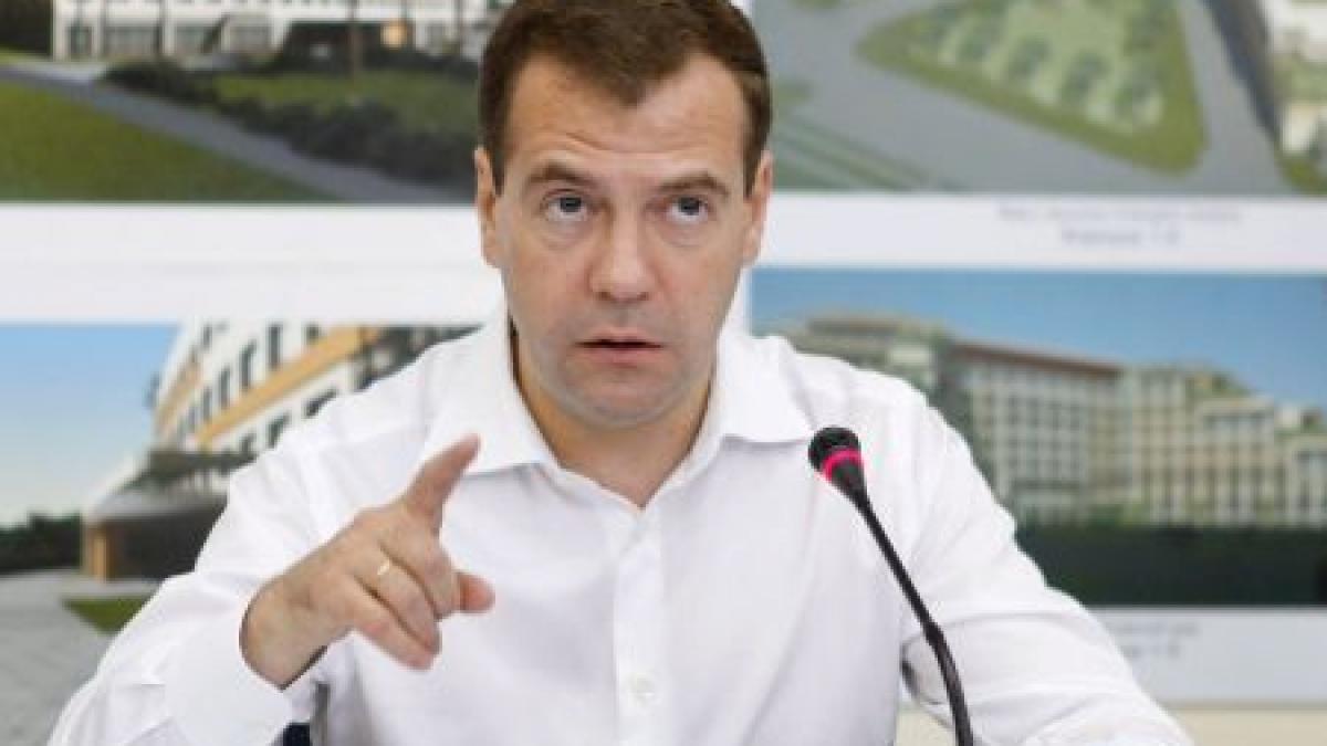 Medvedev, supărat foc pe Băsescu: L-a criticat în timpul summitului Rusia-NATO de la Soci