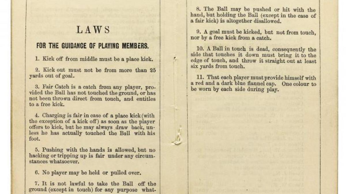 Cea mai veche carte cu reguli din fotbal, vândută la o licitaţie cu 1,4 milioane de dolari