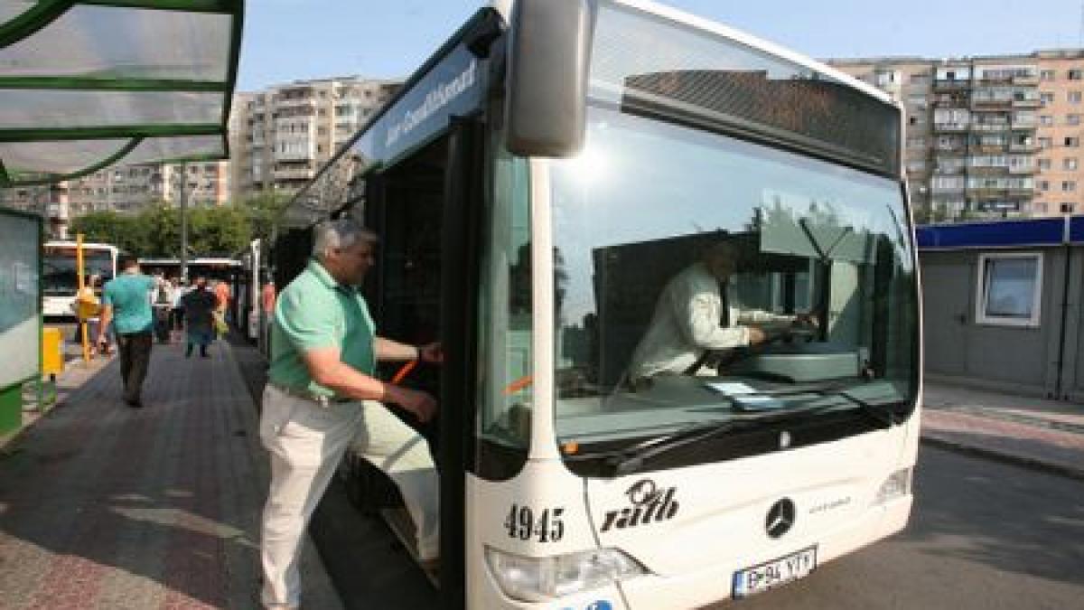 Cursele RATB de noapte ar putea rămâne în stadiu de proiect. Şoferii au aflat din presă că vor lucra noaptea 