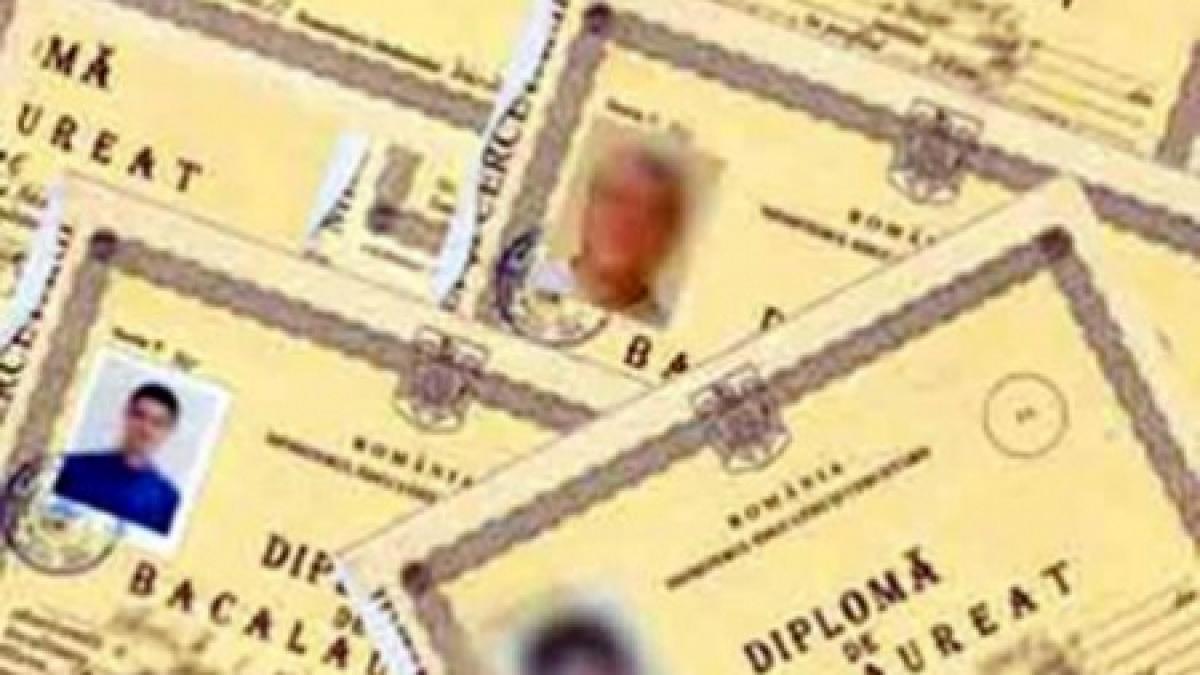 O facultate din Iaşi înscrie elevi fără diplomă de bacalaureat