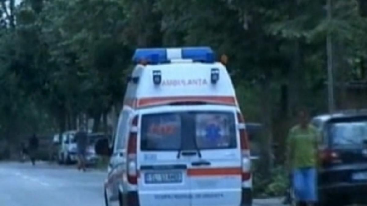 Un şofer începător din Tulcea a spulberat o fată de 17 de ani într-o intersecţie centrală