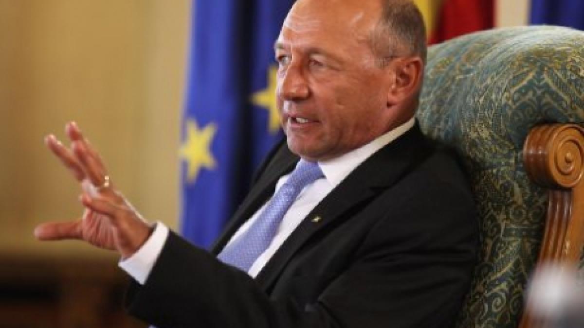 Băsescu ameninţă USL că nu o va lăsa să guverneze chiar dacă opoziţia câştigă alegerile