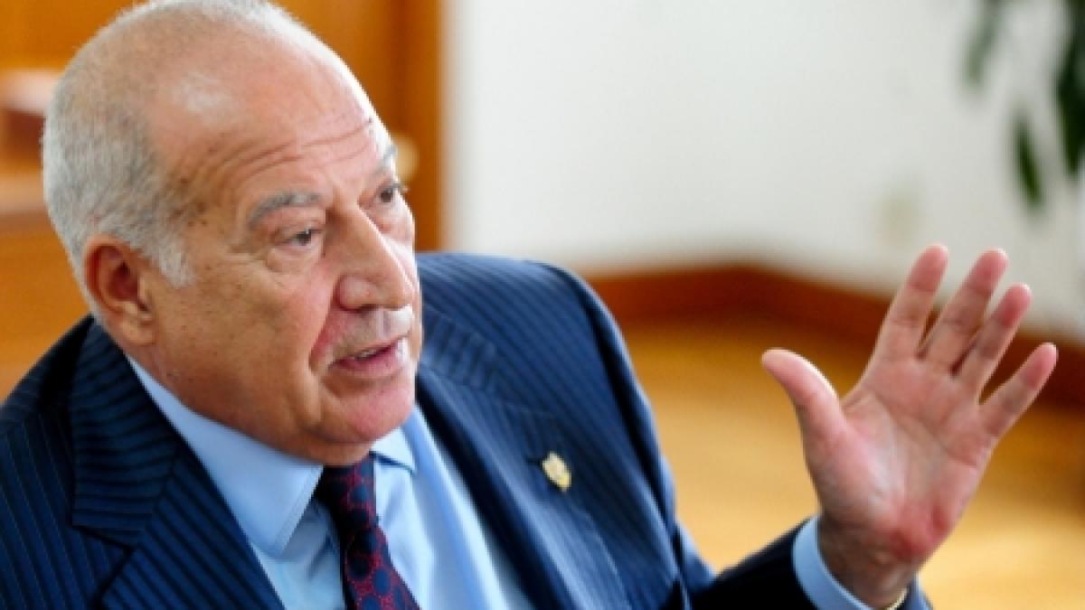 Voiculescu: Băsescu are poziţia pe care o are pentru că foarte mulţi oameni se tem de el