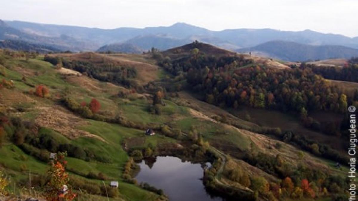 Miting la Roşia Montană, unde peste 400 de localnici susţin exploatarea minieră a zonei