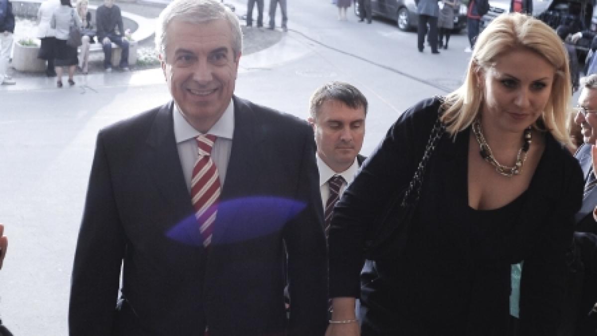 Fostul premier Călin Popescu-Tăriceanu divorţează